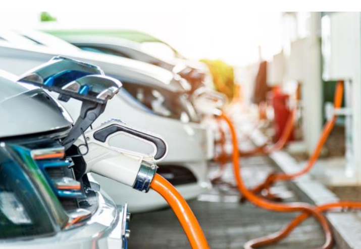 我国将开展“百县千站万桩”试点 加强充换电设施覆盖