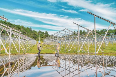 “拼”字当先做强国家发展战略腹地“能源支撑”——雅砻江流域水风光一体化基地建设纪实